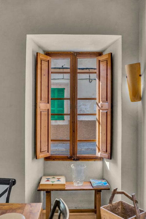 Charmantes Und Modernes Stadthaus Casa Corazon Santanyi Exterior photo